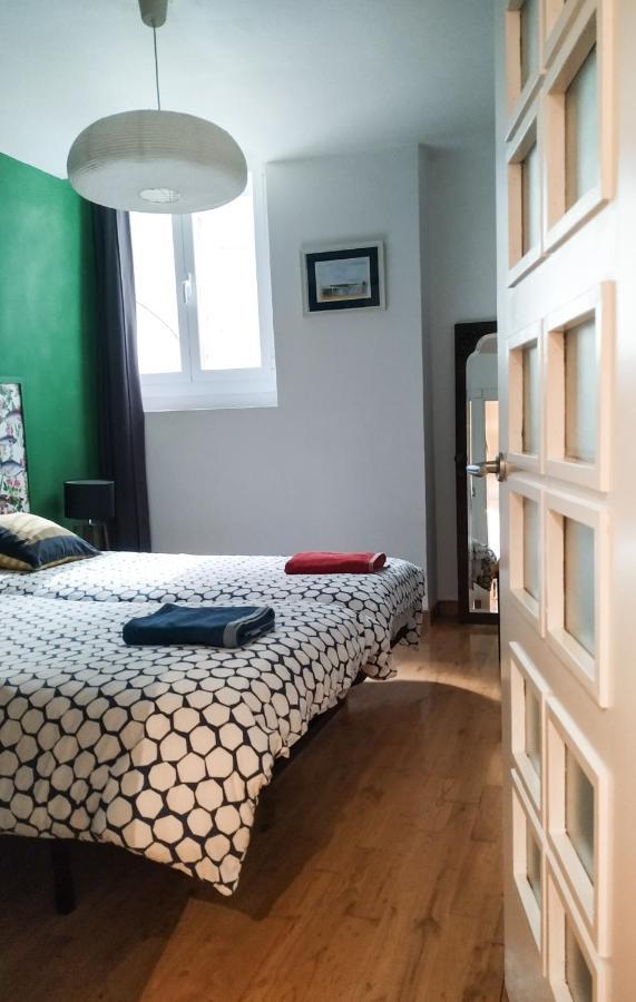 At Compania 100 M2 2 Wc Apartment Pamplona Luaran gambar