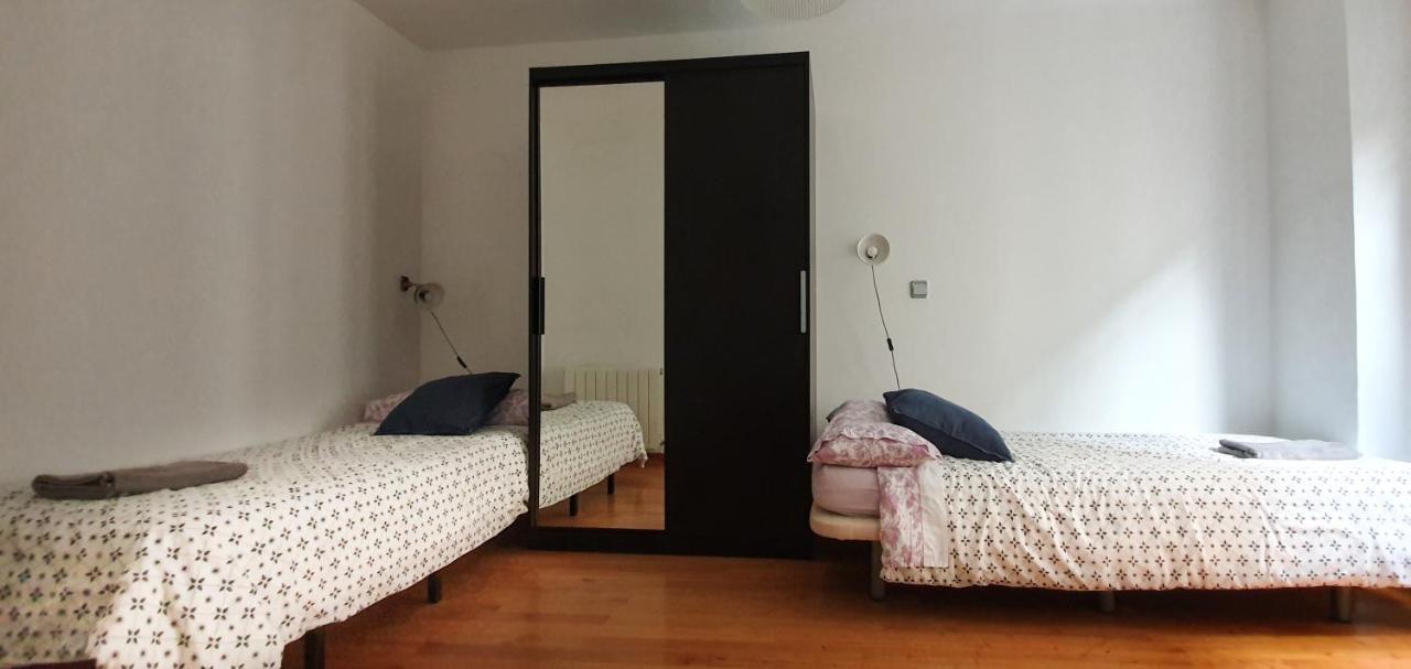 At Compania 100 M2 2 Wc Apartment Pamplona Luaran gambar
